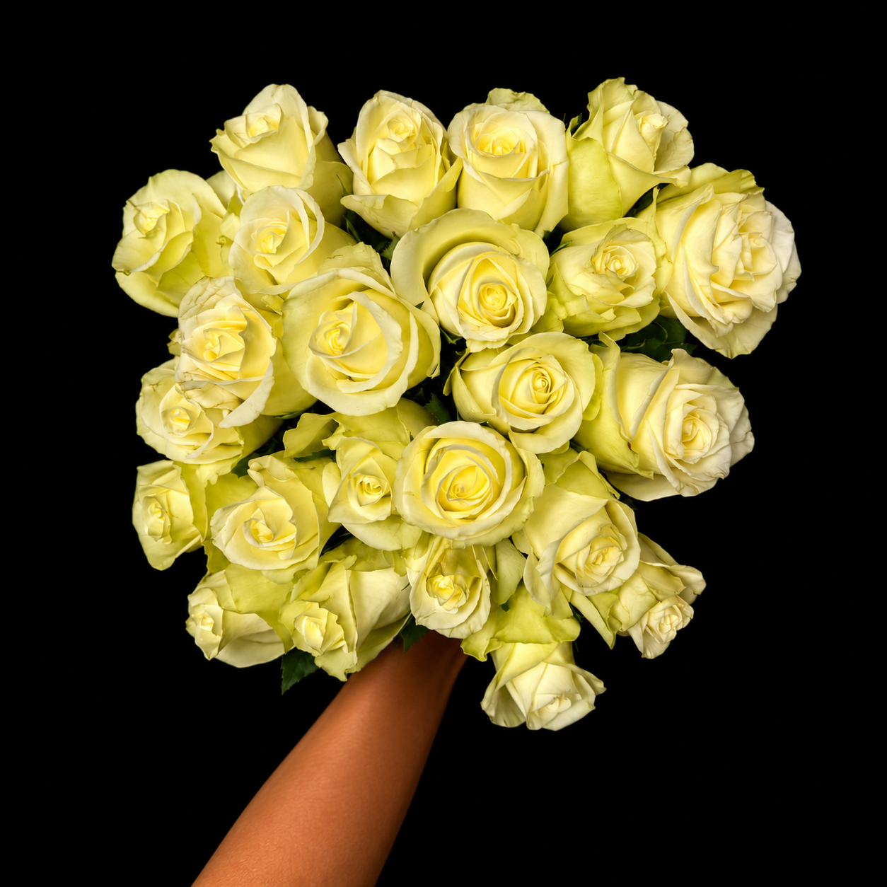 Elegance in Bloom- White Roses Bouquet